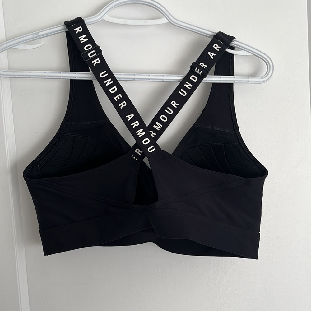 Under Armour Sports Bra - Picture 3 of 4